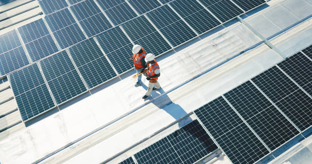 Best Emergency Roof Repair Services  in Plainview, NY